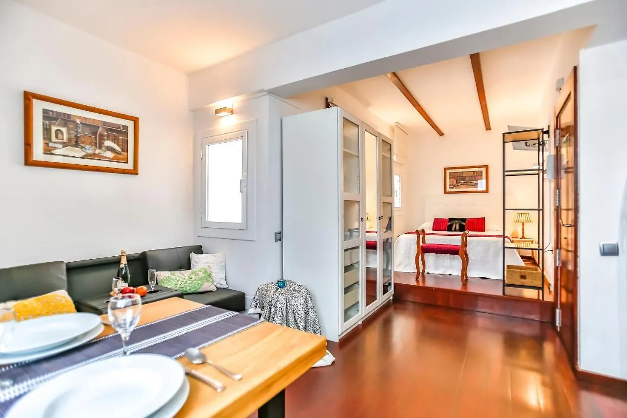 Ghat Apartments Montroig Sitges