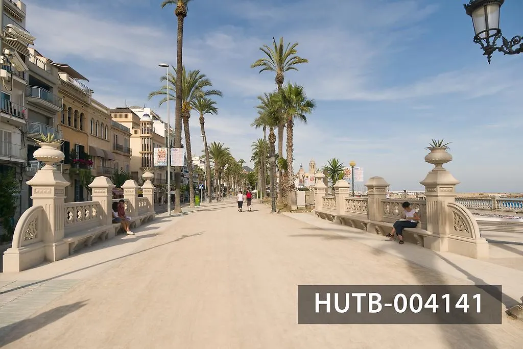 Ghat Apartments Montroig Sitges