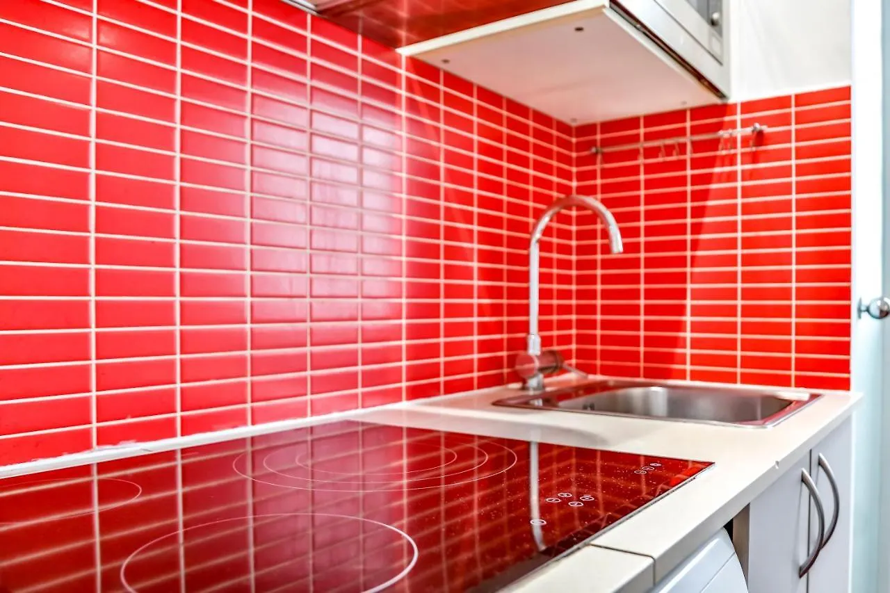 Ghat Apartments Montroig Sitges