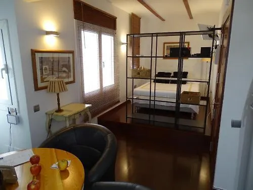 Ghat Apartments Montroig Sitges