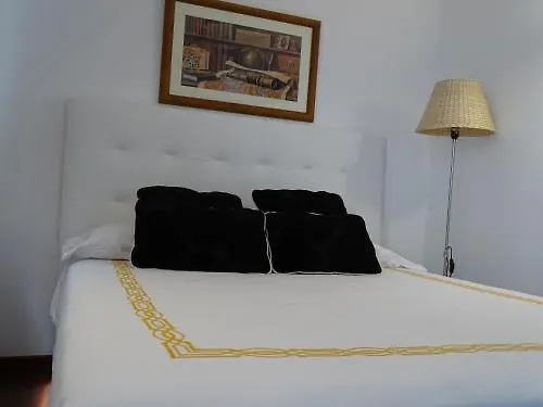 Ghat Apartments Montroig Sitges