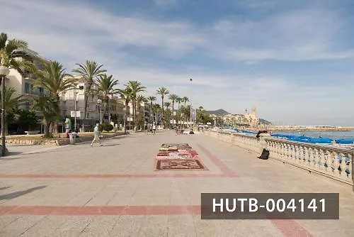 Ghat Apartments Montroig Sitges